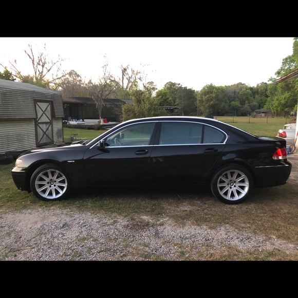 Meet your Posher, Renelda - Picture 1 of 1